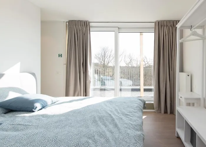 Petit Mouche - Recently Renovated Close To